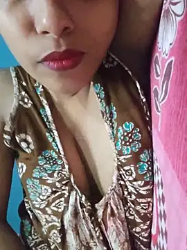 Snapshot of sexyindi_couple chatting on 14, 6, 2026 sexyindi couple online show from 14, 6, 2026