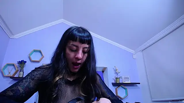 Naughty Kittenm online show from 18, 1, 2025