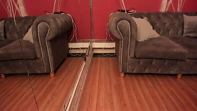 Snapshot of Julieta_Russell chatting on 30, 10, 2025 Julieta Russell online show from 30, 10, 2025