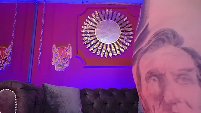 Julieta Russell online show from 16, 1, 2026