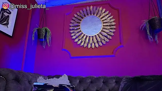 Julieta Russell online show from 16, 5, 2026