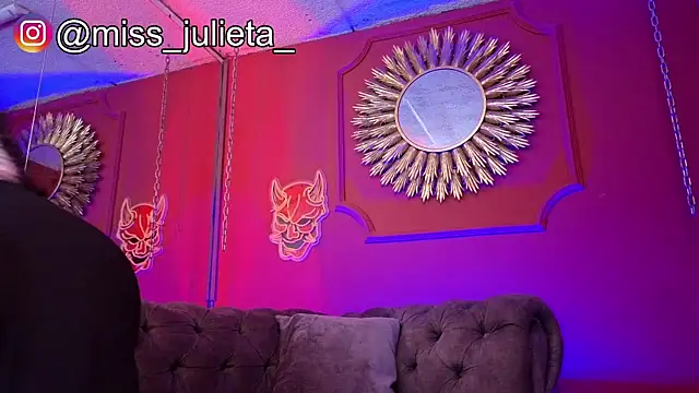 Julieta Russell online show from 27, 5, 2026