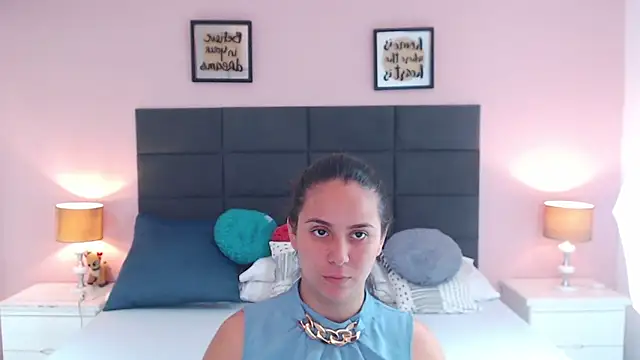 MadisonJenner online show from 20, 12, 2024