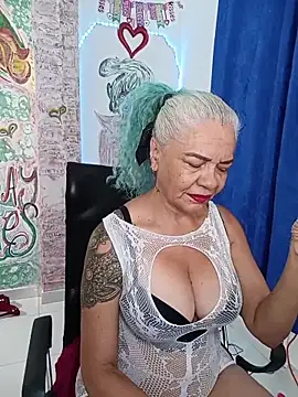 Snapshot of freyadevil333 chatting on 1, 3, 2026 freyadevil333 online show from 1, 3, 2026