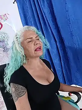 Snapshot of freyadevil333 chatting on 4, 3, 2026 freyadevil333 online show from 4, 3, 2026