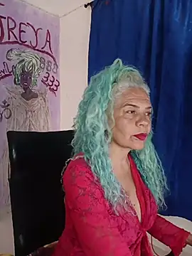 Snapshot of freyadevil333 chatting on 12, 4, 2026 freyadevil333 online show from 12, 4, 2026
