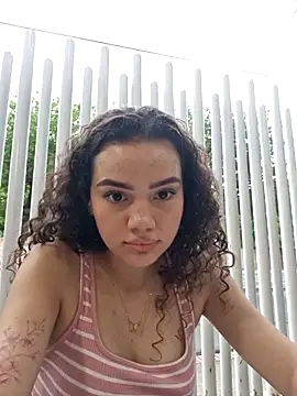 Snapshot of Angela_hank2 chatting on 17, 9, 2025 Angela hank2 online show from 17, 9, 2025