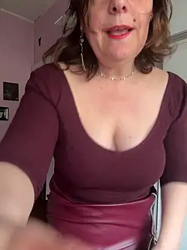 Sunbelxx online show from 29, 4, 2026