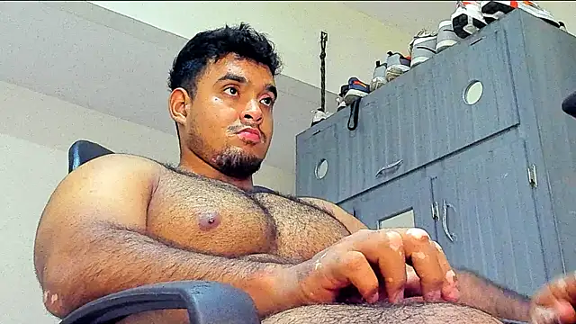 Big furry bear13 online show from 8, 1, 2025