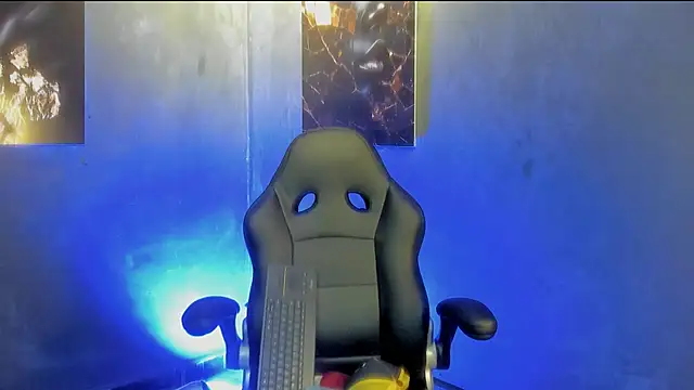 Big furry bear13 online show from 30, 9, 2025