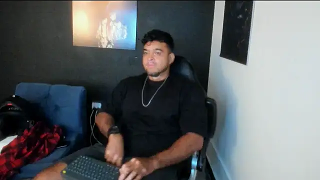 Big furry bear13 online show from 20, 11, 2025