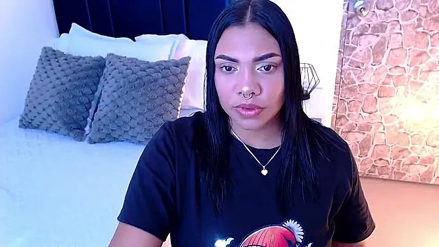 Snapshot of angela_santana_ chatting on 7, 10, 2025 angela santana  online show from 7, 10, 2025