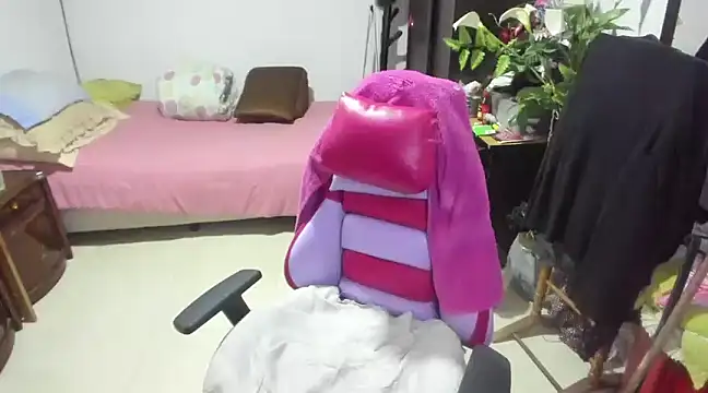 Snapshot of Mrs_mommy_ chatting on 14, 1, 2025 Mrs mommy  online show from 14, 1, 2025