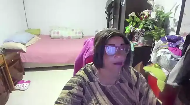 Mrs mommy  online show from 16, 1, 2025