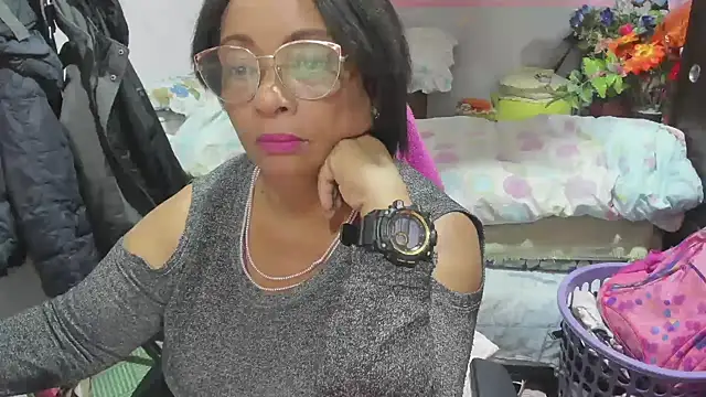 Mrs mommy  online show from 11, 5, 2026