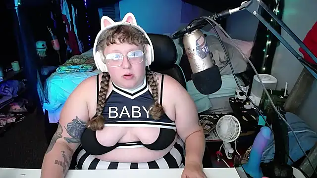 FatVeronica online show from 19, 1, 2025