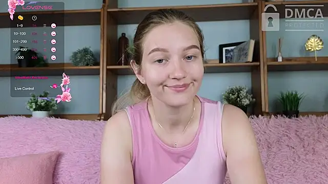 Ksuhesa online show from 15, 9, 2025