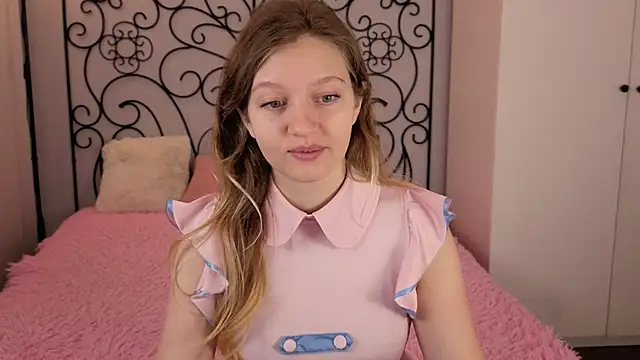 Ksuhesa online show from 1, 12, 2025