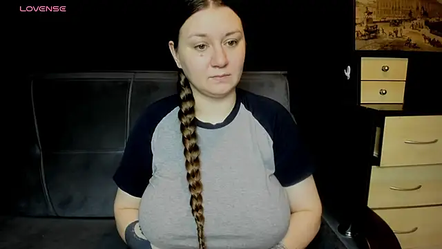 AlisaBacker online show from 15, 5, 2026