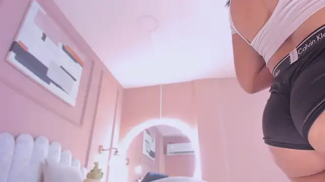 lia ass  online show from 7, 1, 2025