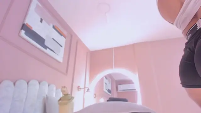 lia ass  online show from 7, 1, 2025