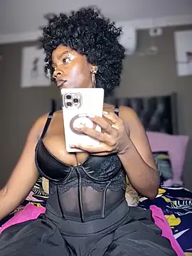 Candy-Heart online show from 8, 4, 2026