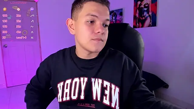 Snapshot of Dunkan_Kravitz chatting on 13, 3, 2026 Dunkan Kravitz online show from 13, 3, 2026