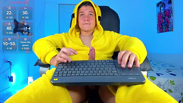 Snapshot of Dunkan_Kravitz chatting on 10, 4, 2026 Dunkan Kravitz online show from 10, 4, 2026