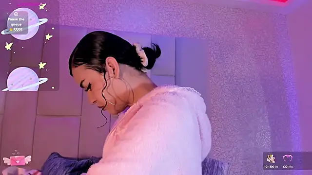 Summer walkerr online show from 17, 12, 2024