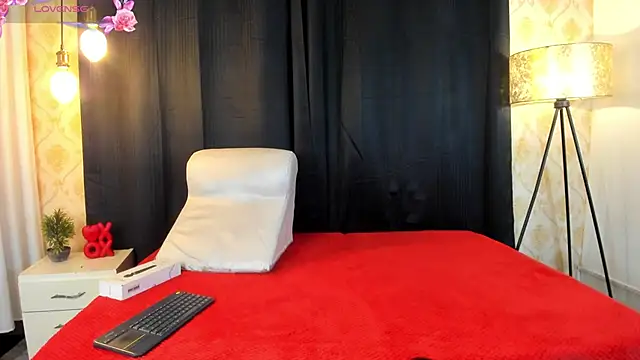 NATALIE PARKERR online show from 12, 5, 2026