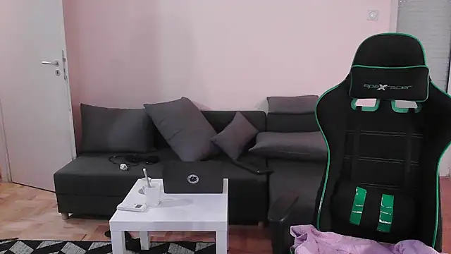 Snapshot of DickStaza chatting on 1, 10, 2025 DickStaza online show from 1, 10, 2025