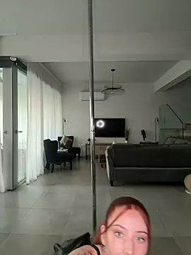 Snapshot of Sugarlina chatting on 12, 7, 2026 Sugarlina online show from 12, 7, 2026