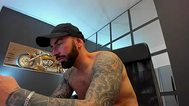 AronGrant online show from 2, 2, 2025