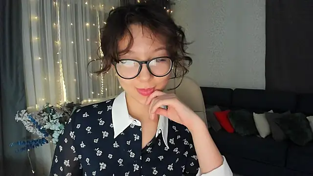 AgnieszkaBanana online show from 7, 3, 2025