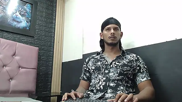 Chris Dick23 online show from 17, 10, 2025