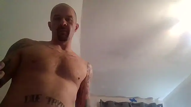 Snapshot of Kinkster615 chatting on 25, 1, 2025 Kinkster615 online show from 25, 1, 2025