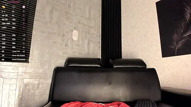 Snapshot of Lil_Curved chatting on 4, 11, 2025 Lil Curved online show from 4, 11, 2025