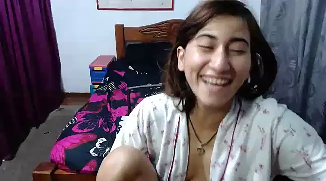 LadyMilk003 online show from 5, 12, 2024