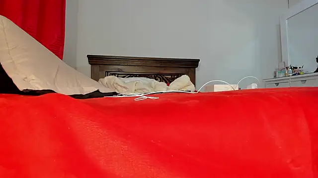 Karentatiana  online show from 31, 12, 2024