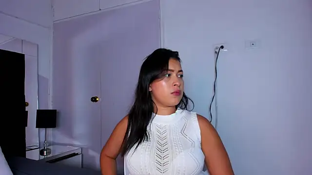 Snapshot of Miaa_Garcia chatting on 4, 2, 2025 Miaa Garcia online show from 4, 2, 2025