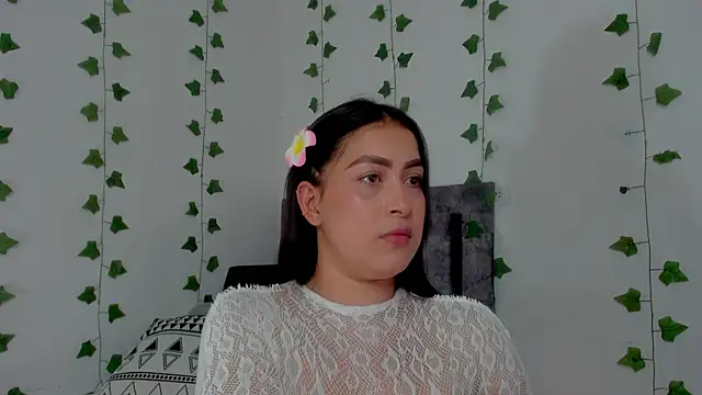 Snapshot of Miaa_Garcia chatting on 7, 5, 2026 Miaa Garcia online show from 7, 5, 2026