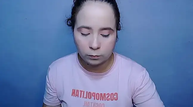 SubLayla01 online show from 6, 12, 2024