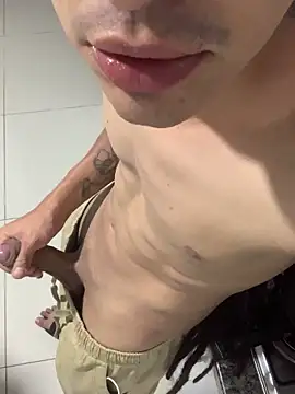 Snapshot of JovenDesobediente chatting on 12, 9, 2025 JovenDesobediente online show from 12, 9, 2025