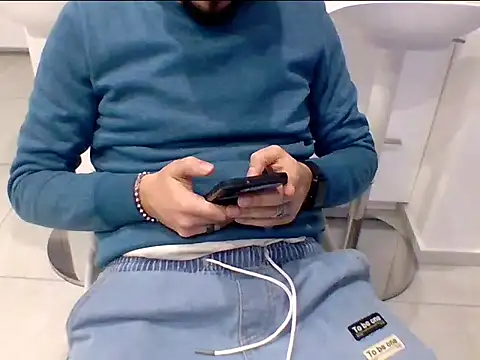 stepmarto3 online show from 10, 1, 2025