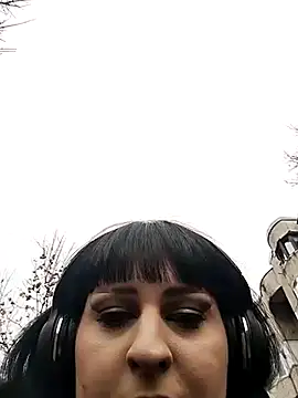 Snapshot of EmmaKrosss chatting on 20, 12, 2024 EmmaKrosss online show from 20, 12, 2024