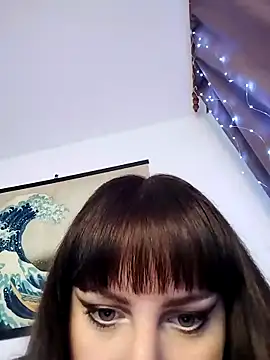 Snapshot of EmmaKrosss chatting on 7, 11, 2025 EmmaKrosss online show from 7, 11, 2025