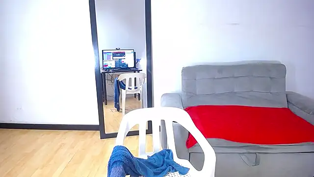 exotic karmella online show from 7, 2, 2026