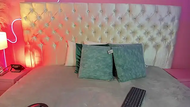 Ely Maldox online show from 11, 9, 2025