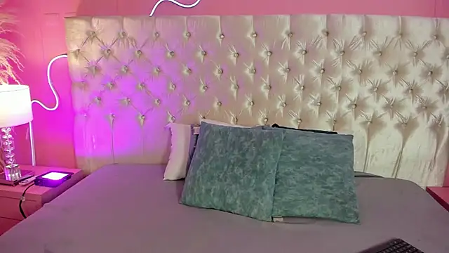 Ely Maldox online show from 2, 10, 2025