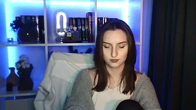 X Alisa online show from 28, 4, 2026